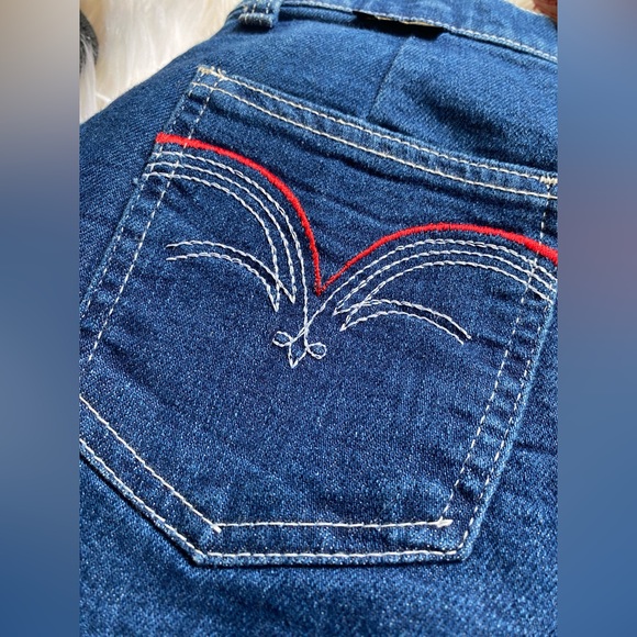 Vintage Wrangler Ultra High Waist Wide Leg Jeans | Soft & Comfortable~ Size 12 - Picture 8 of 13